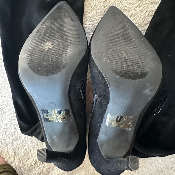 Over The Knee Pointed Boots - Picture 3 of 4